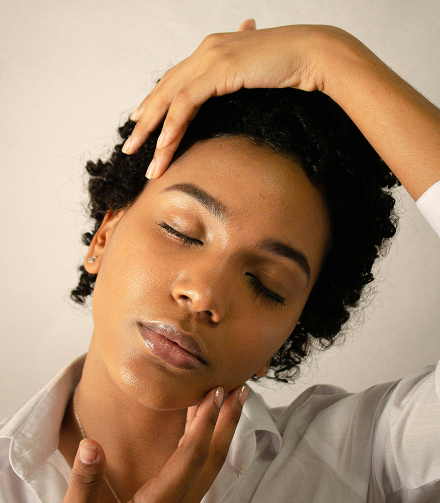 Simone Jennings - Awakened Magazine